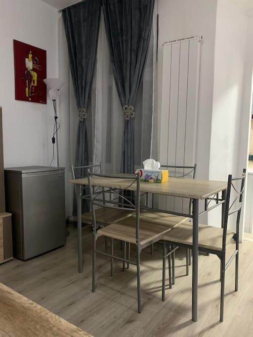 Studio Central Mm Apartments Брашов Екстериор снимка
