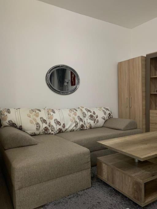 Studio Central Mm Apartments Брашов Екстериор снимка